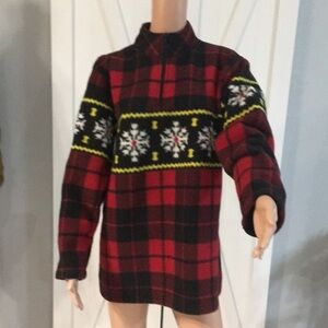 Villager sport Red plaid, 1/4 zip pullover. Size Medium